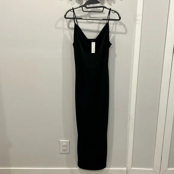Livi by Olivia Rae | Dresses | Livi By Olivia Rae Black Cowl Neck Bodycon Midi Dress | Poshmark Livi by Olivia Rae | Dresses | Livi By Olivia Rae Black Cowl Neck Bodycon Midi Dress | Poshmark